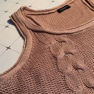 Dusty pink ONION scoop neck sweater crop tank